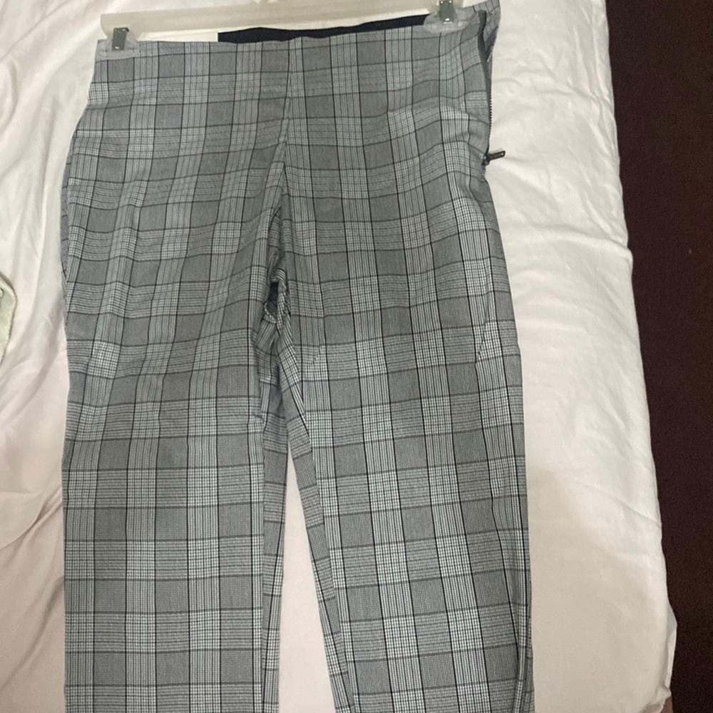 A new day skinny ankle pants . Size 2